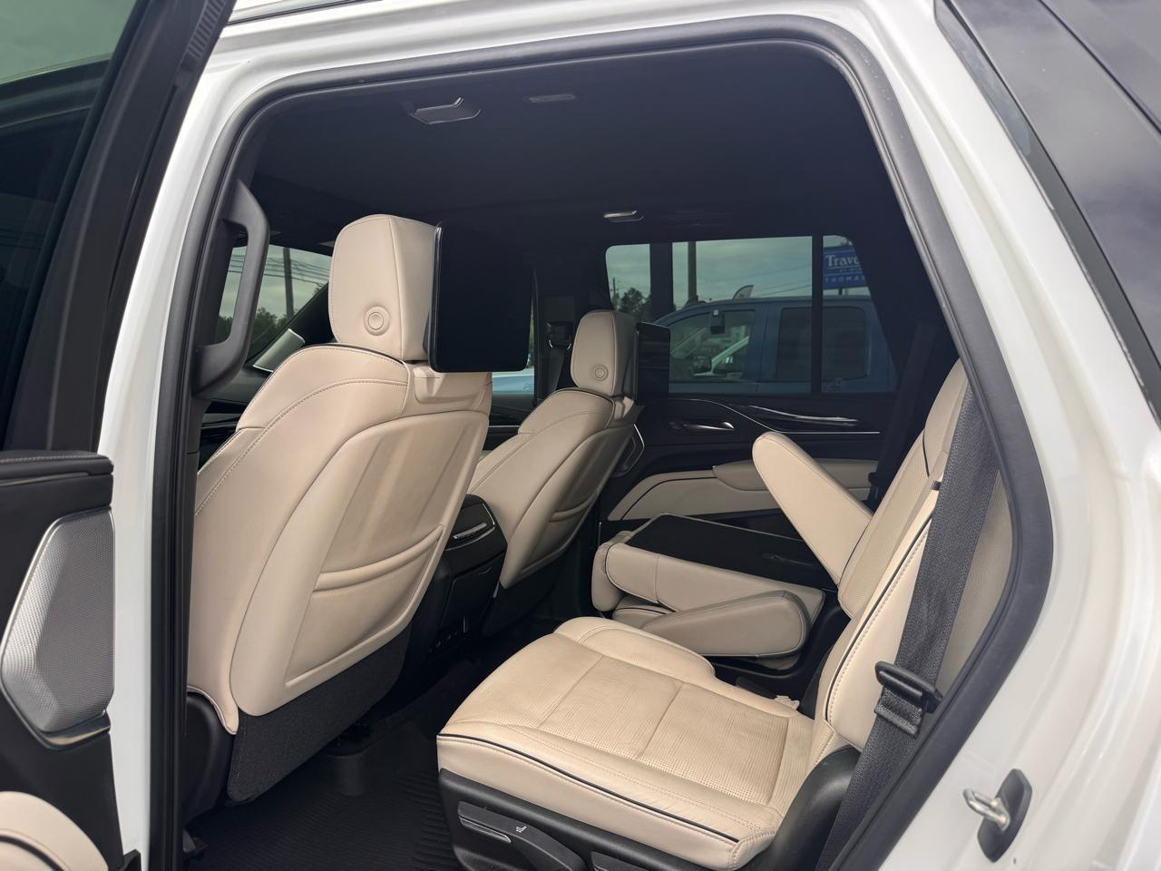 Cadillac Escalade 4WD 4dr Sport 2021
