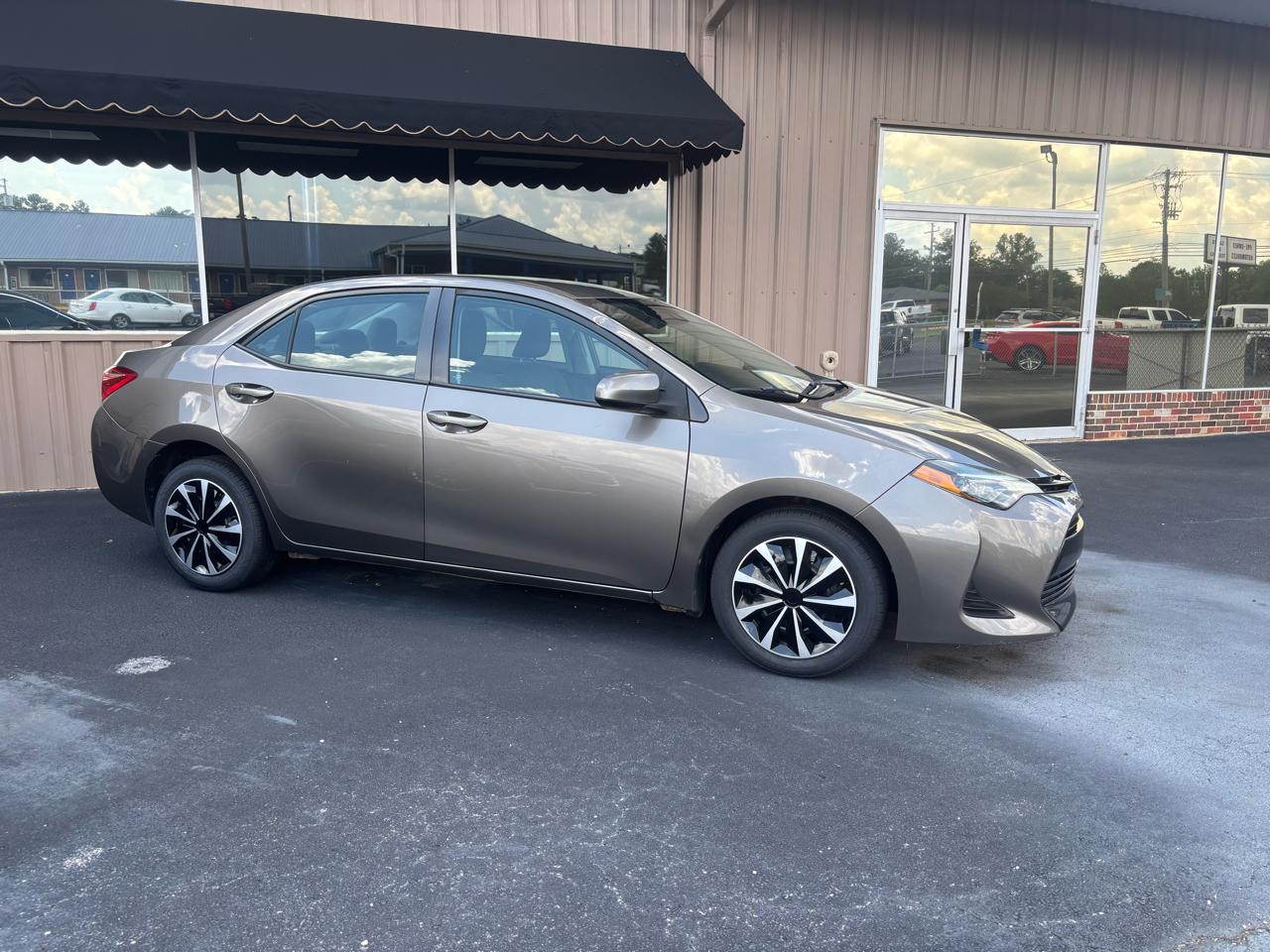 Toyota Corolla XLE CVT (Natl) 2018
