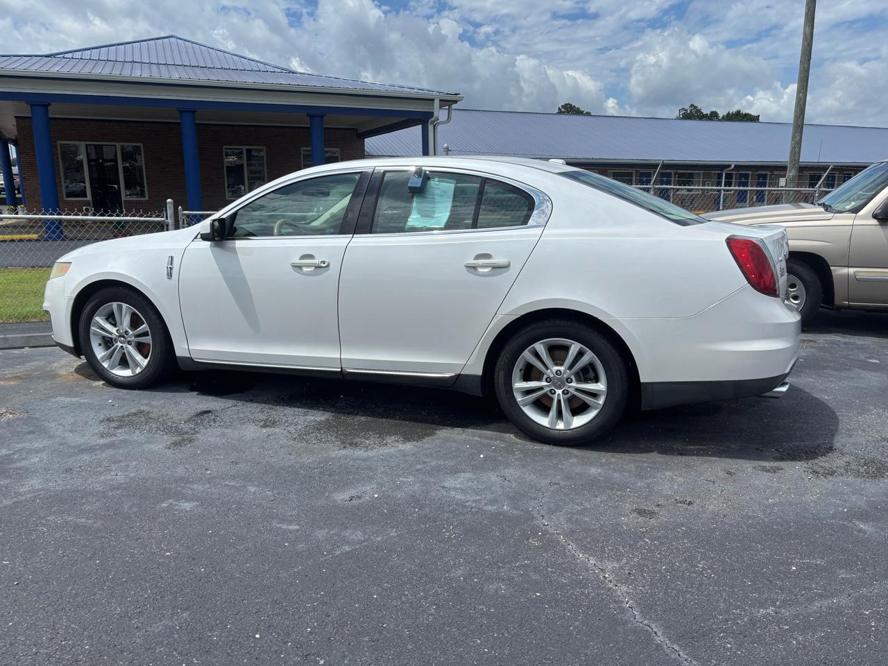 2012 Lincoln MKS 4dr Sdn 3.7L FWD