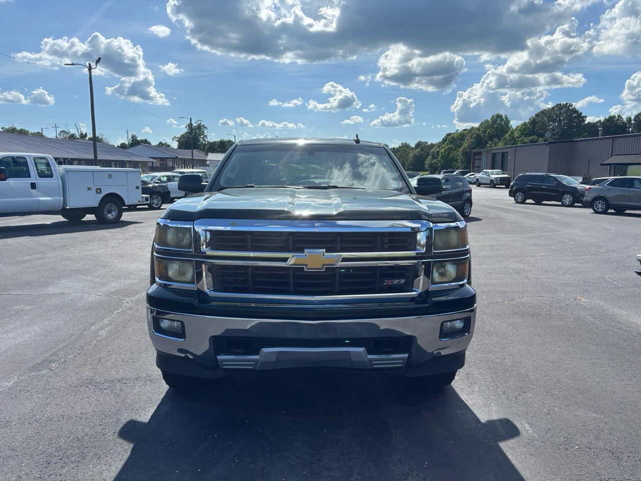 Chevrolet Silverado 1500 4WD Crew Cab 143.5" LT w/2LT 2015