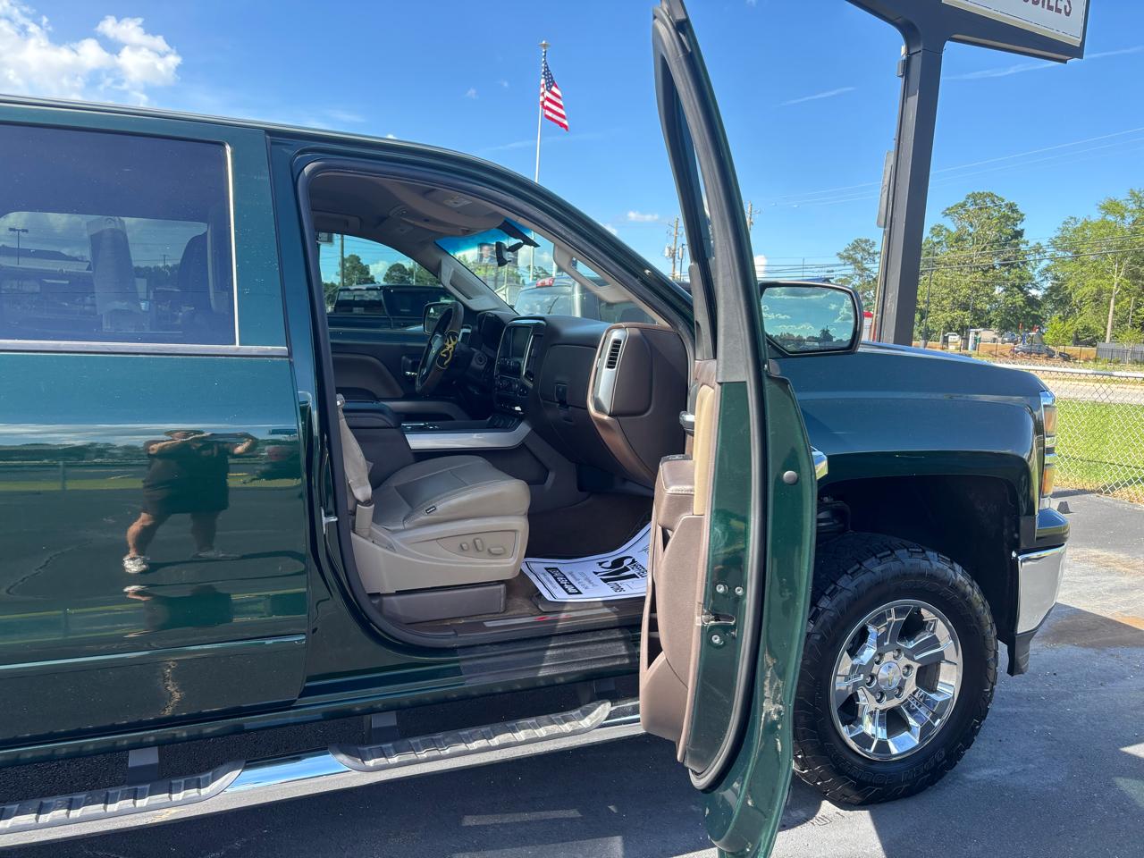 Chevrolet Silverado 1500 4WD Crew Cab 143.5" LT w/2LT 2015