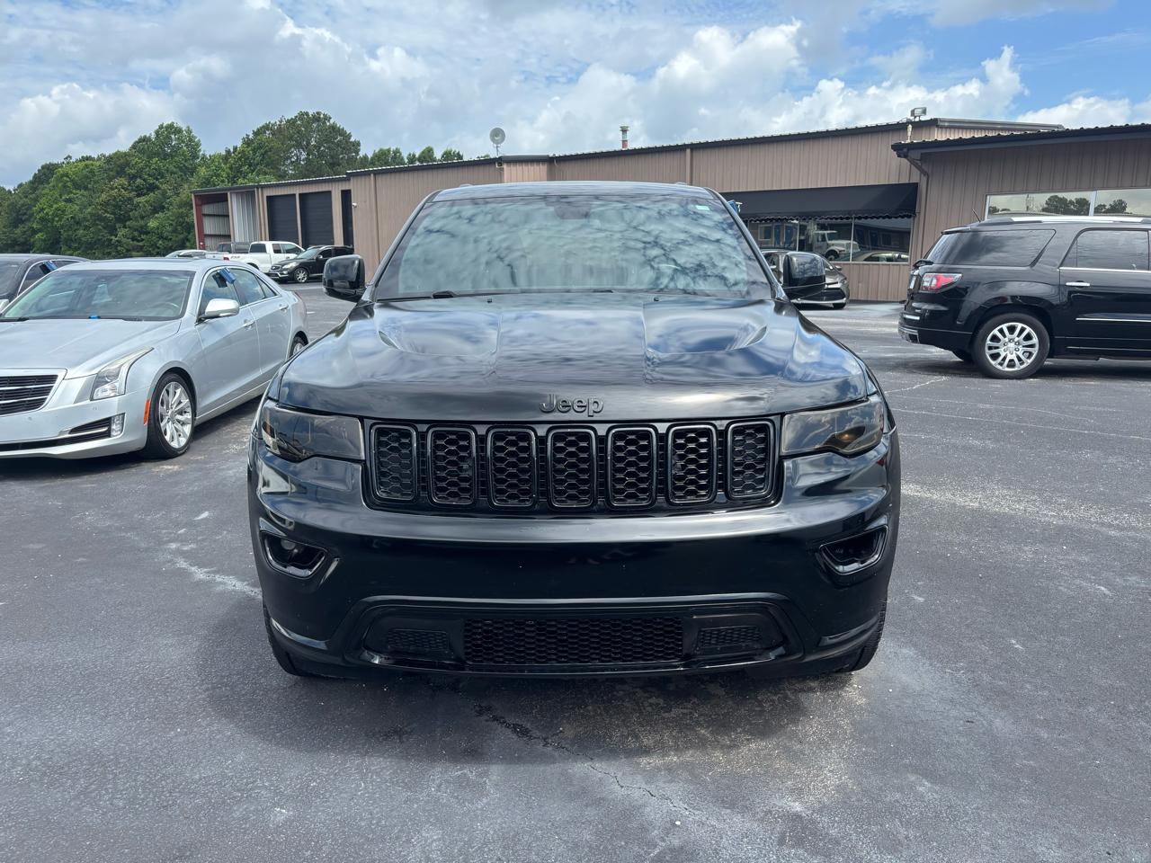 Jeep Grand Cherokee Laredo 4x2 *Ltd Avail* 2018
