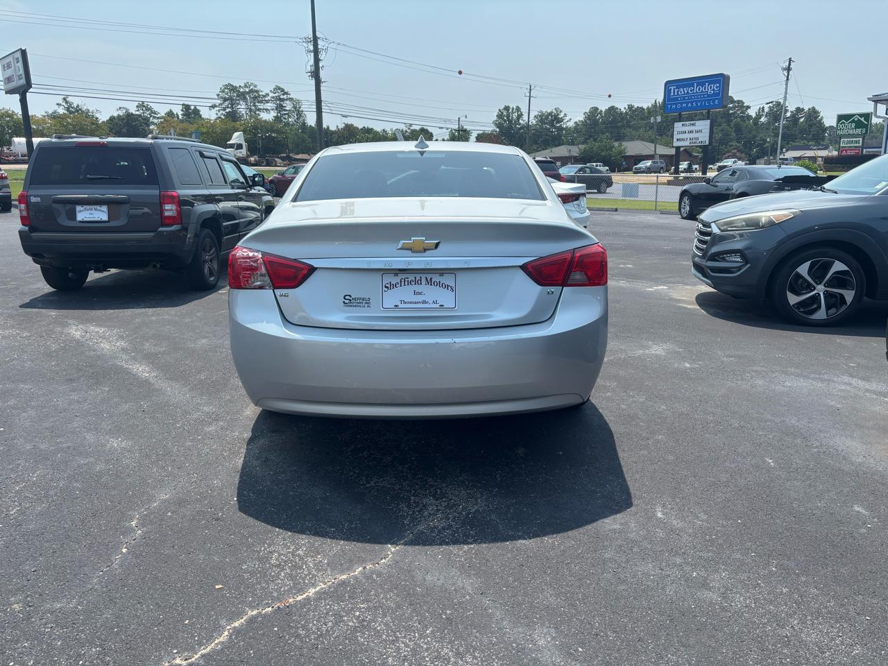 Chevrolet Impala 4dr Sdn LT w/1LT 2019