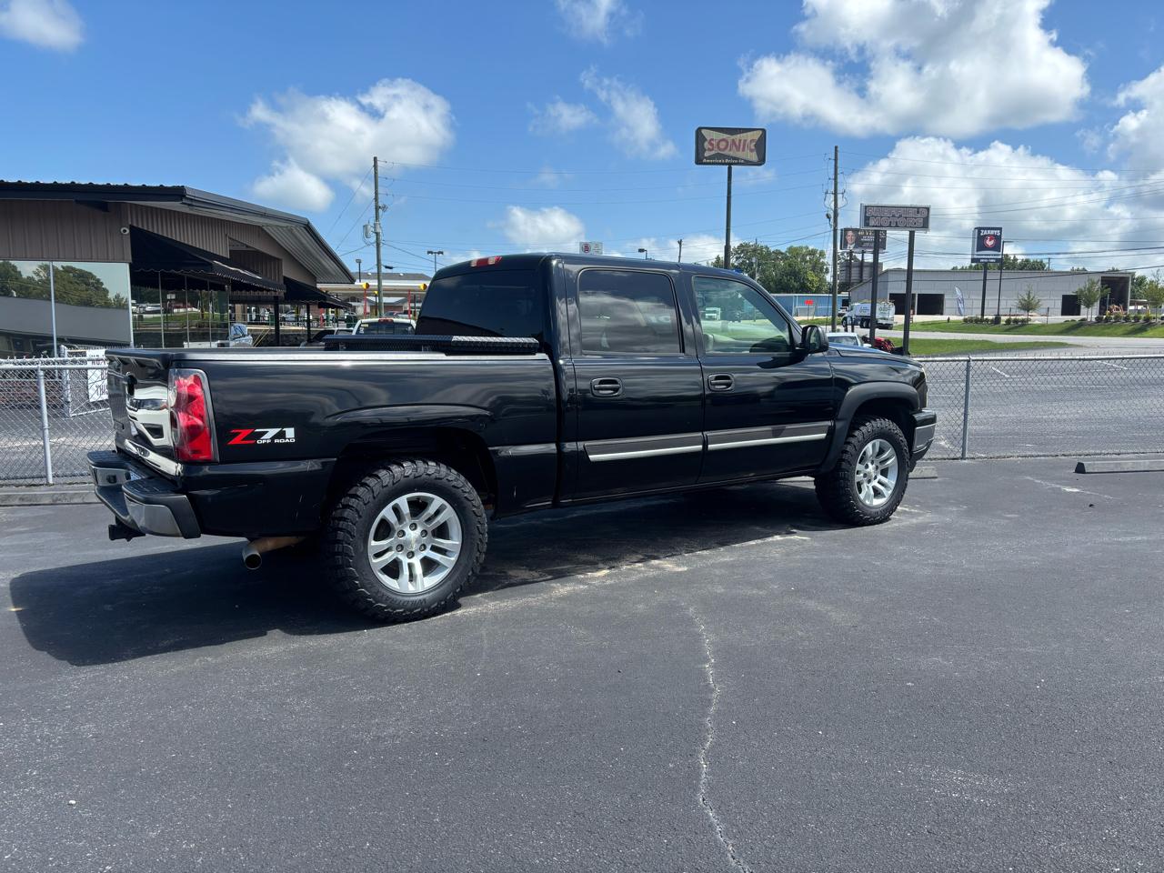 Chevrolet Silverado 1500 Crew Cab 143.5" WB 4WD LT2 2006