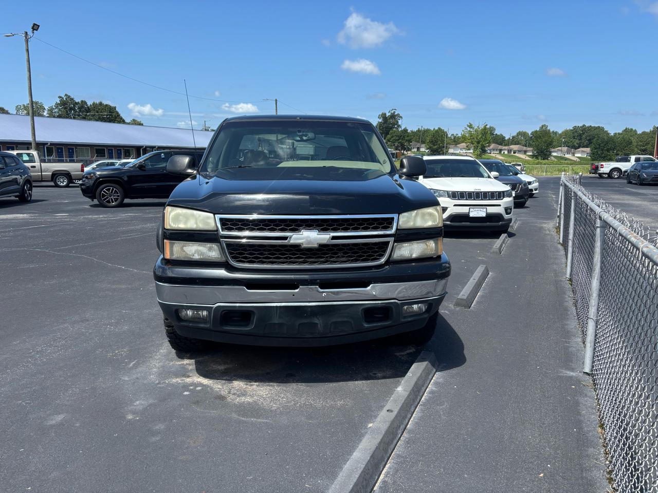Chevrolet Silverado 1500 Crew Cab 143.5" WB 4WD LT2 2006