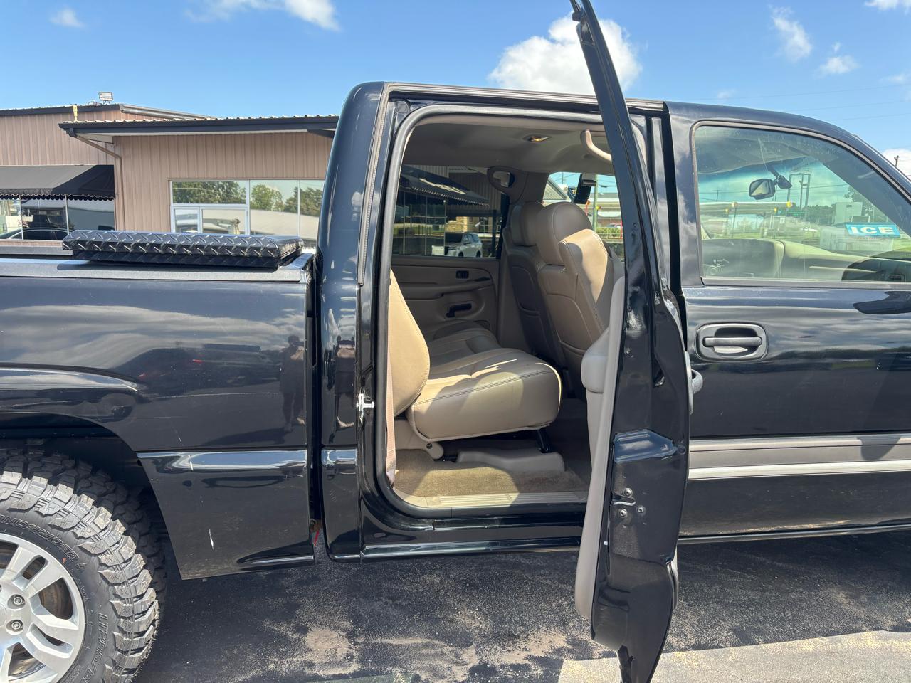 Chevrolet Silverado 1500 Crew Cab 143.5" WB 4WD LT2 2006