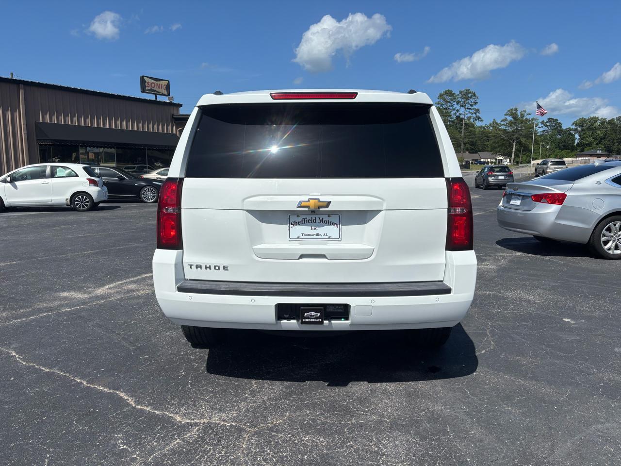 Chevrolet Tahoe 2WD 4dr LS 2015