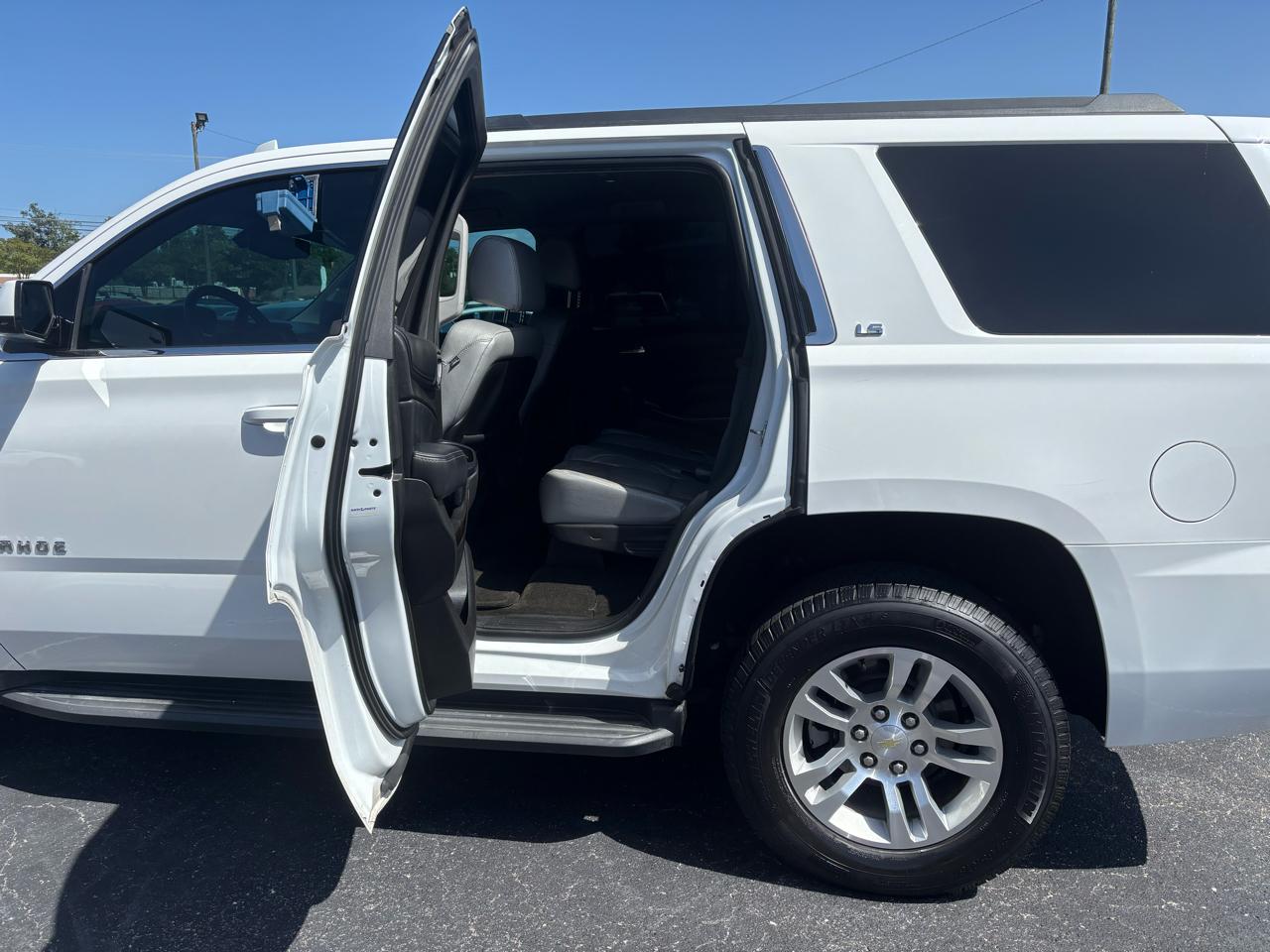 Chevrolet Tahoe 2WD 4dr LS 2015