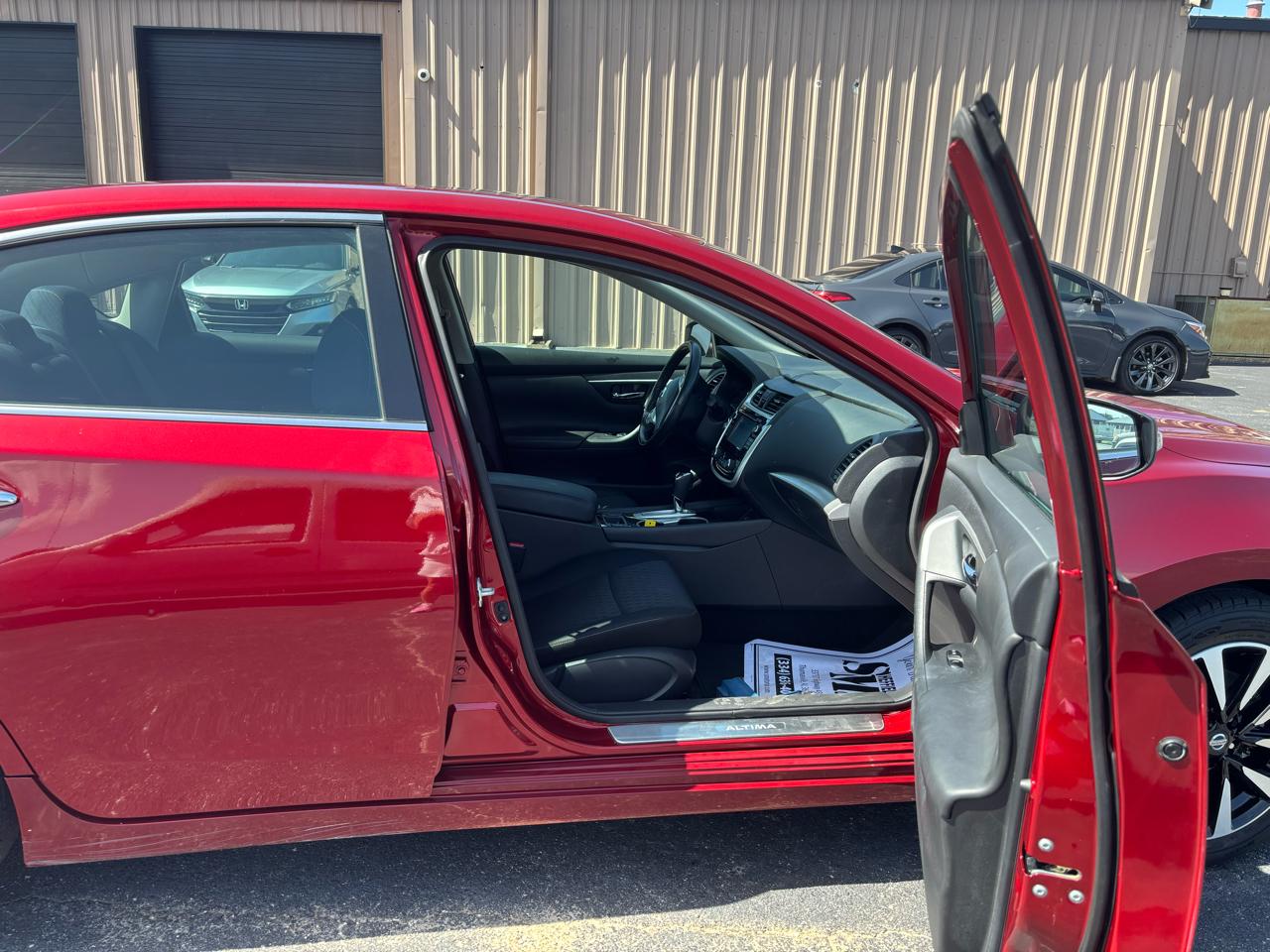 Nissan Altima 2.5 SV Sedan 2018