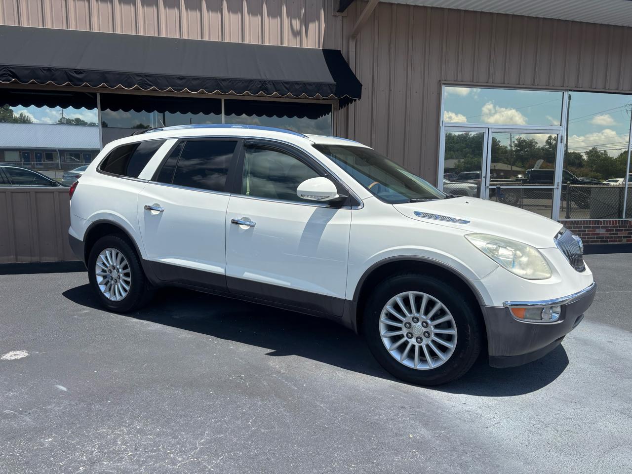 Buick Enclave FWD 4dr Leather 2012