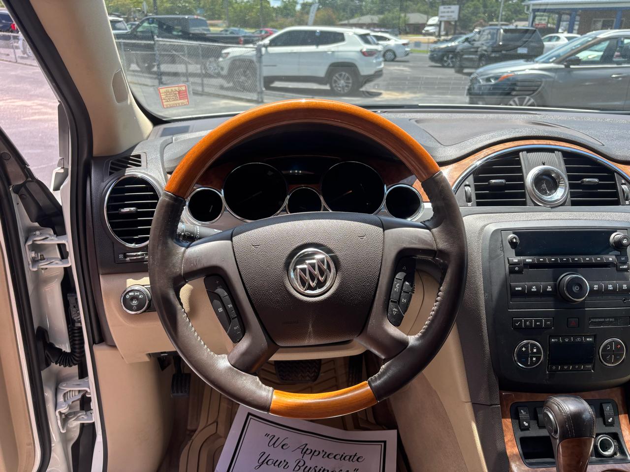 Buick Enclave FWD 4dr Leather 2012