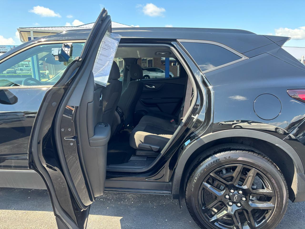 Chevrolet Blazer FWD 4dr w/2LT 2019