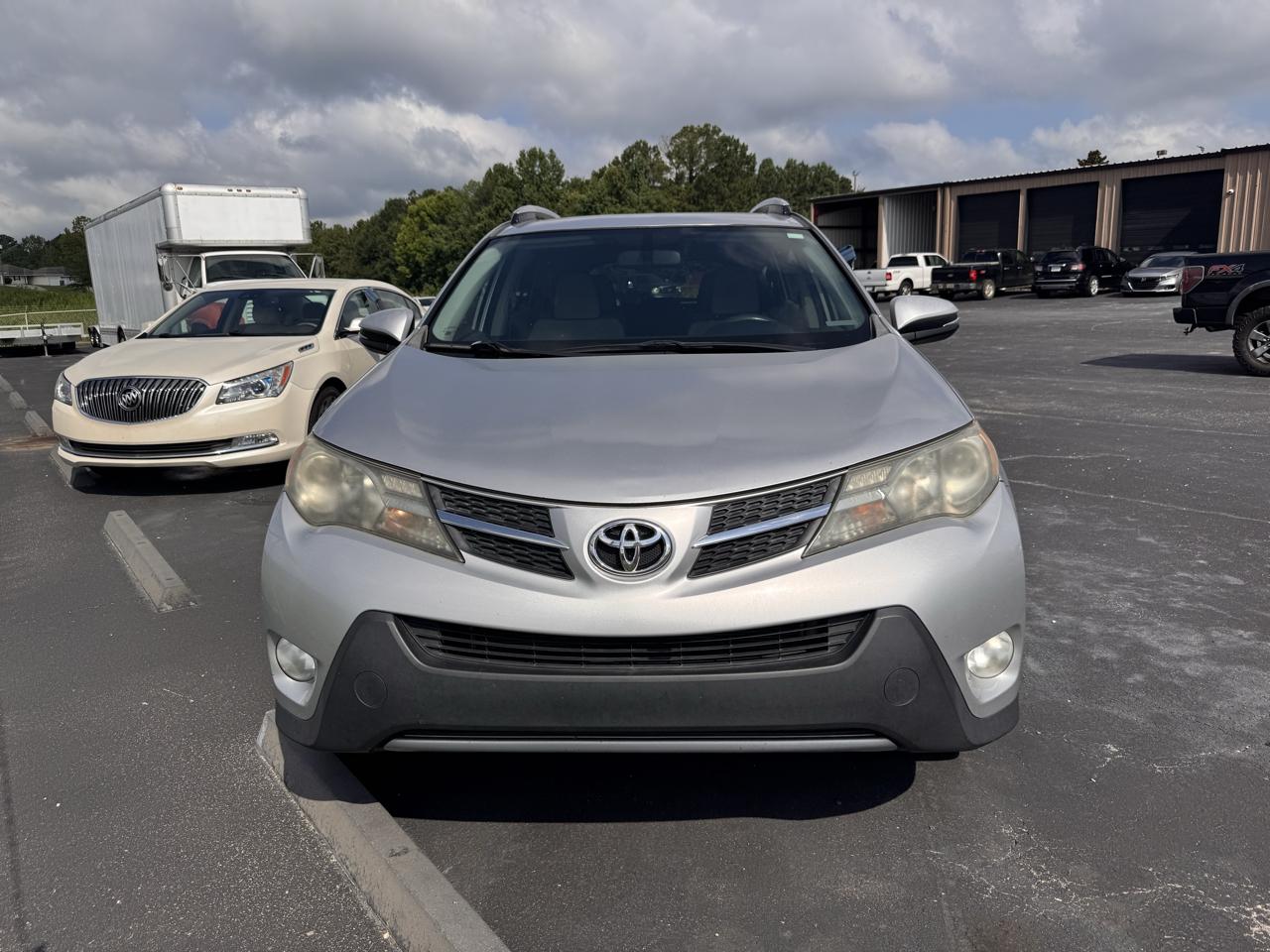 Toyota RAV4 FWD 4dr XLE (Natl) 2013
