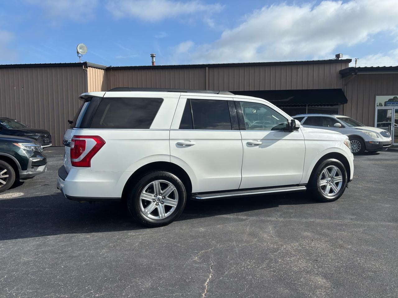 Ford Expedition XLT 4x2 2020