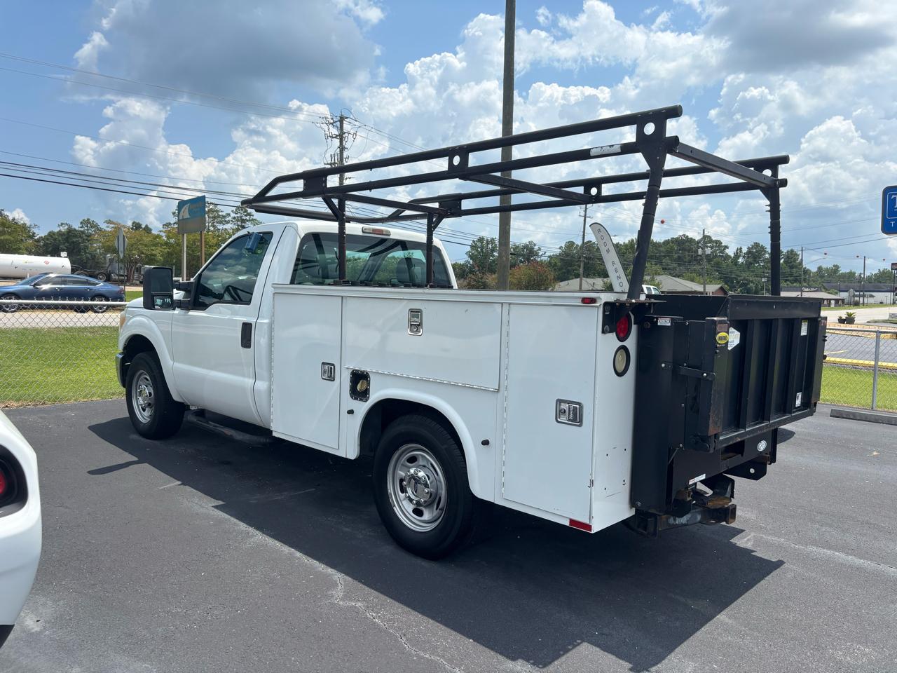 2012 Ford Super Duty F-250 SRW 2WD Reg Cab 137" XL