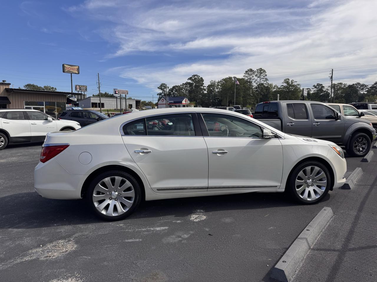 Buick LaCrosse 4dr Sdn Premium I AWD 2014