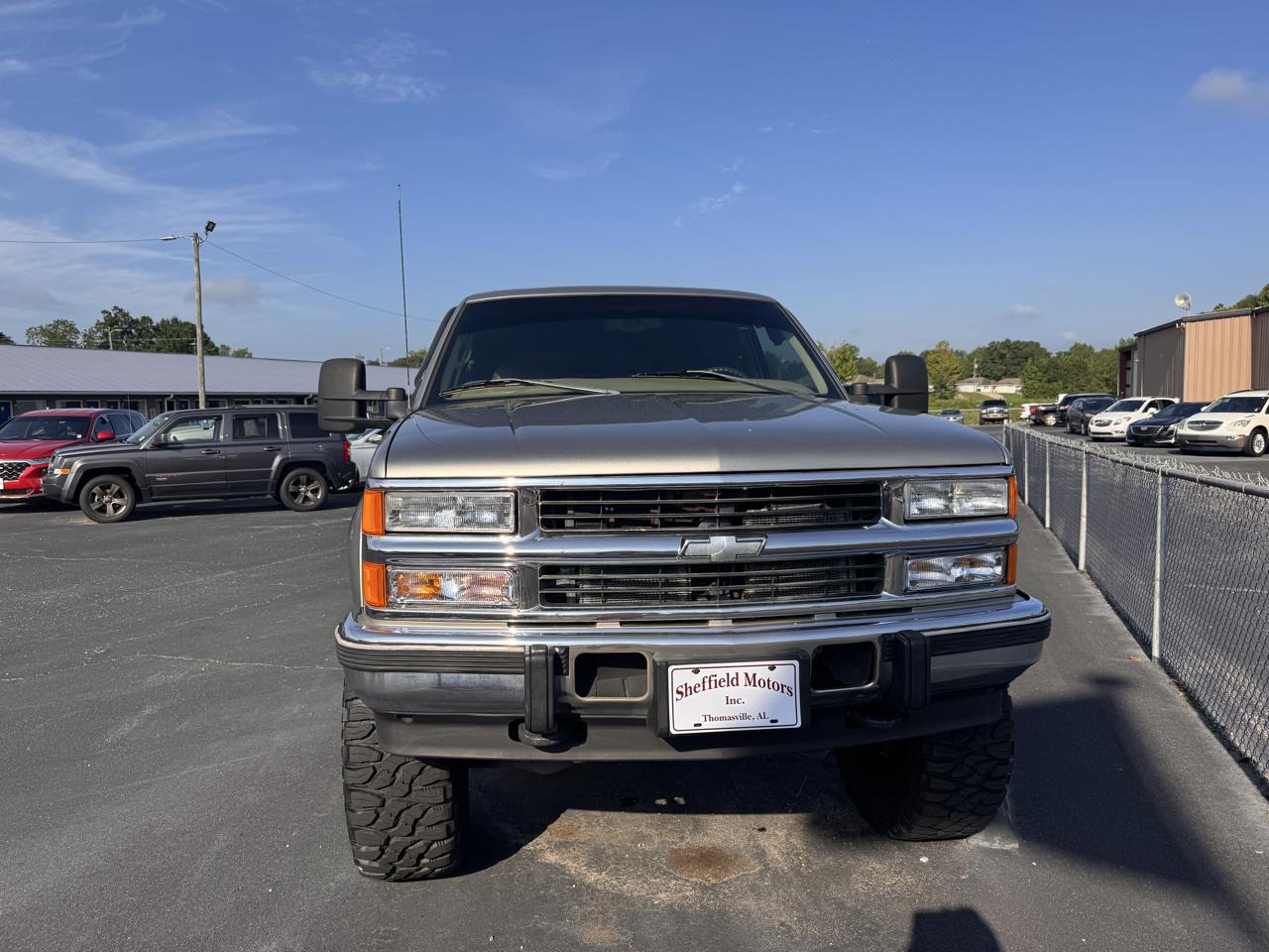 Chevrolet Tahoe 2dr 4WD 1999