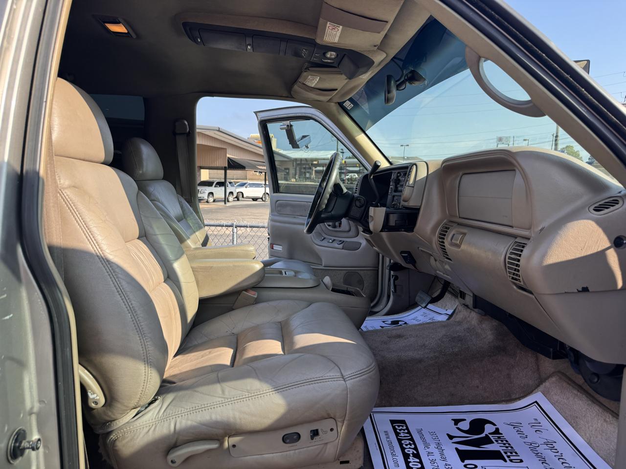 Chevrolet Tahoe 2dr 4WD 1999