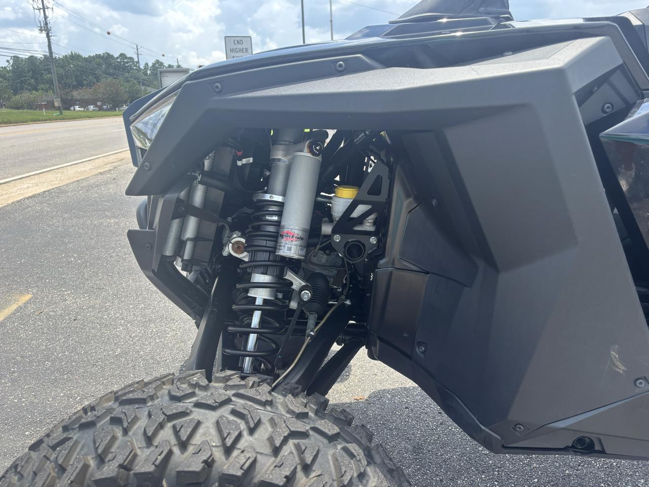 Polaris RZR 1000 XP  2023