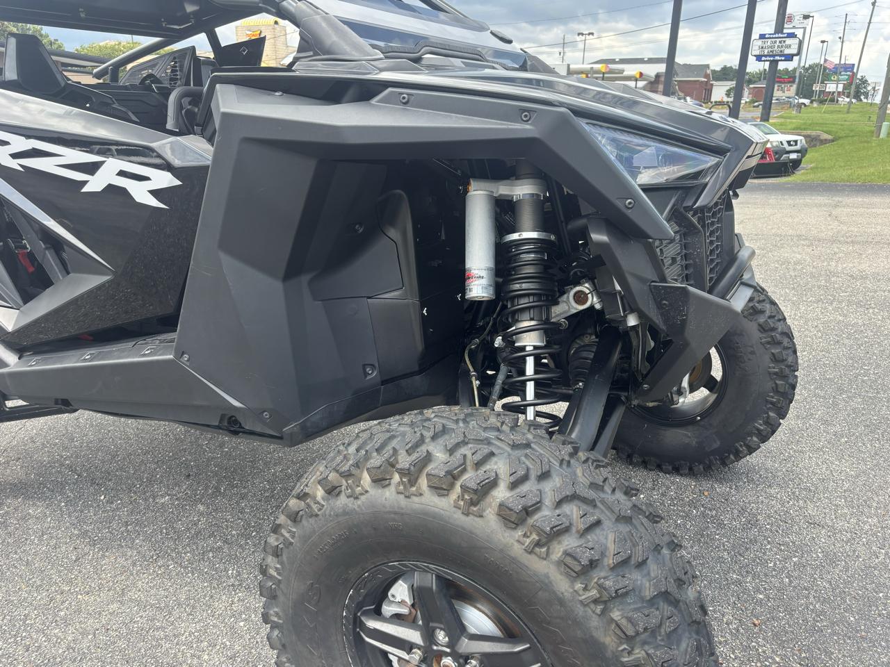 Polaris RZR 1000 XP  2023