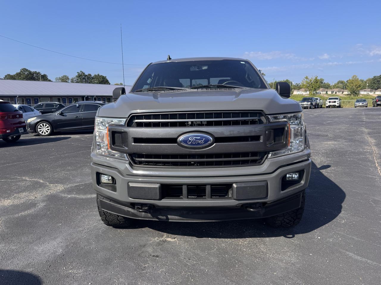 Ford F-150 XLT SuperCrew 4WD 2018
