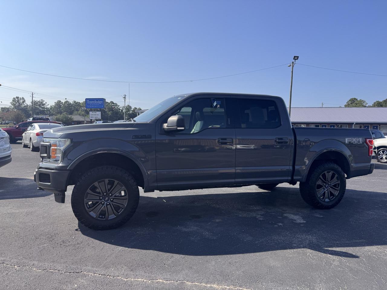 Ford F-150 XLT SuperCrew 4WD 2018
