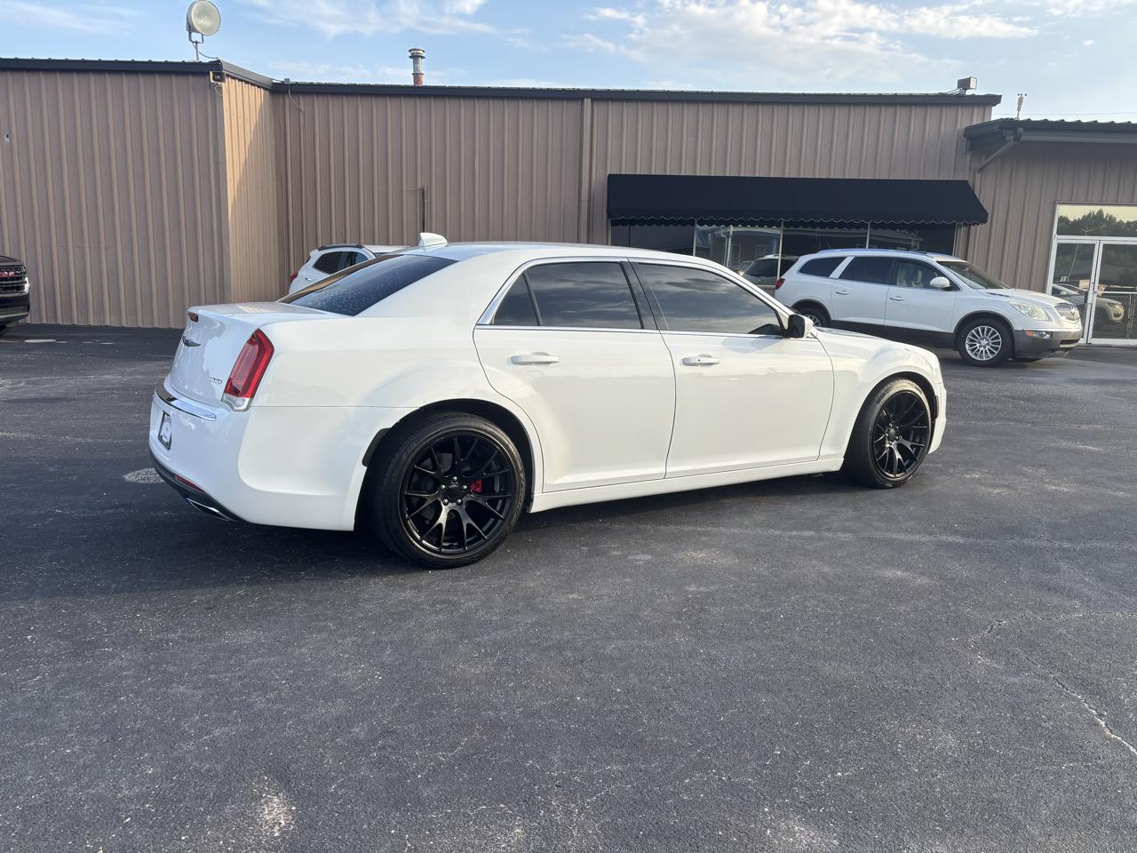 Chrysler 300 Touring L RWD 2018