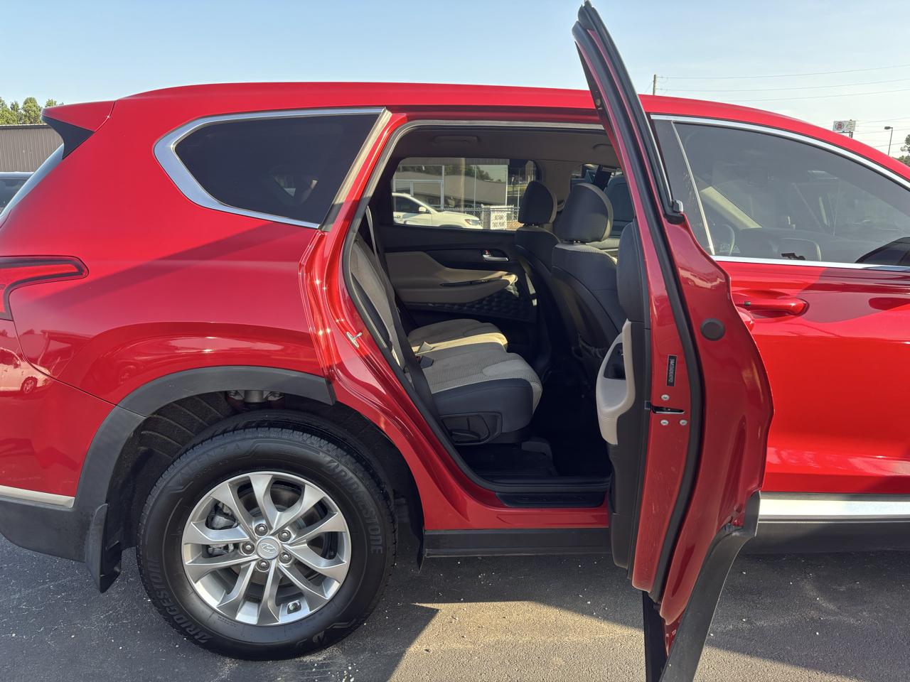 Hyundai Santa Fe SEL 2.4L Auto FWD 2020