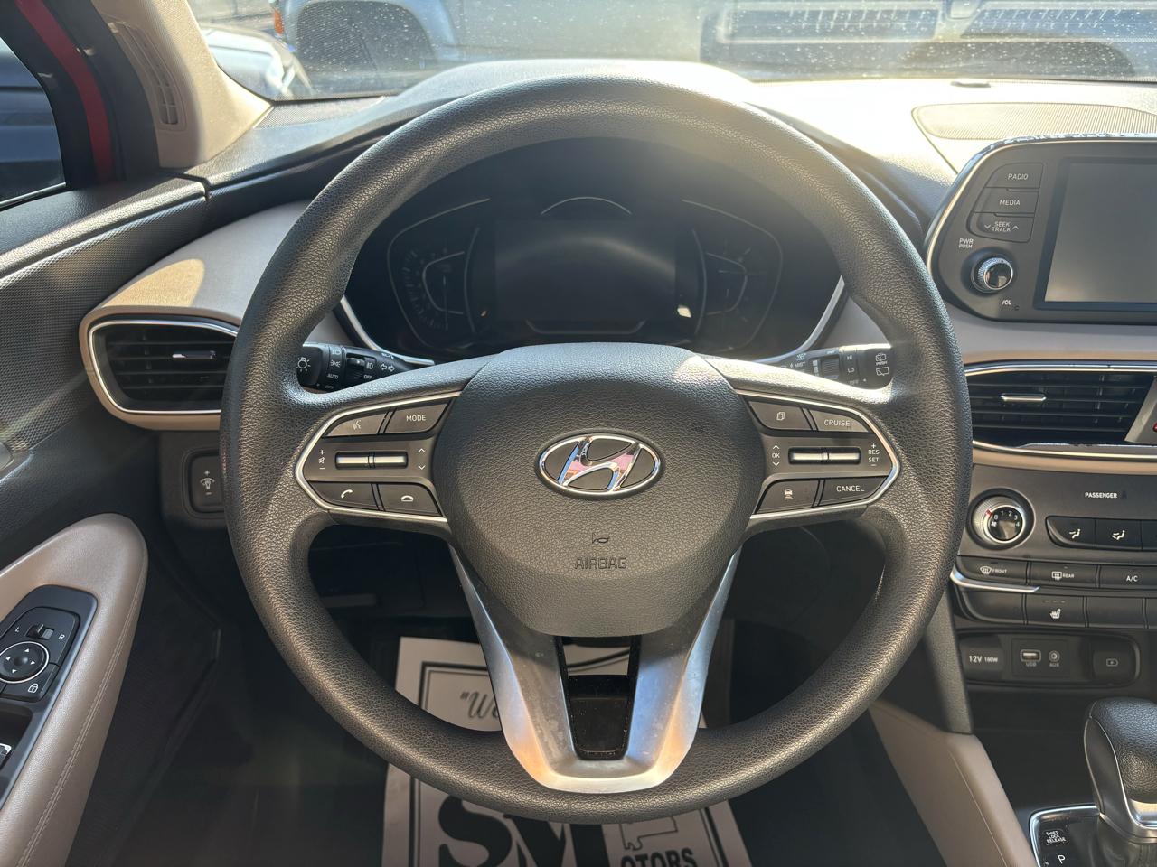 Hyundai Santa Fe SEL 2.4L Auto FWD 2020