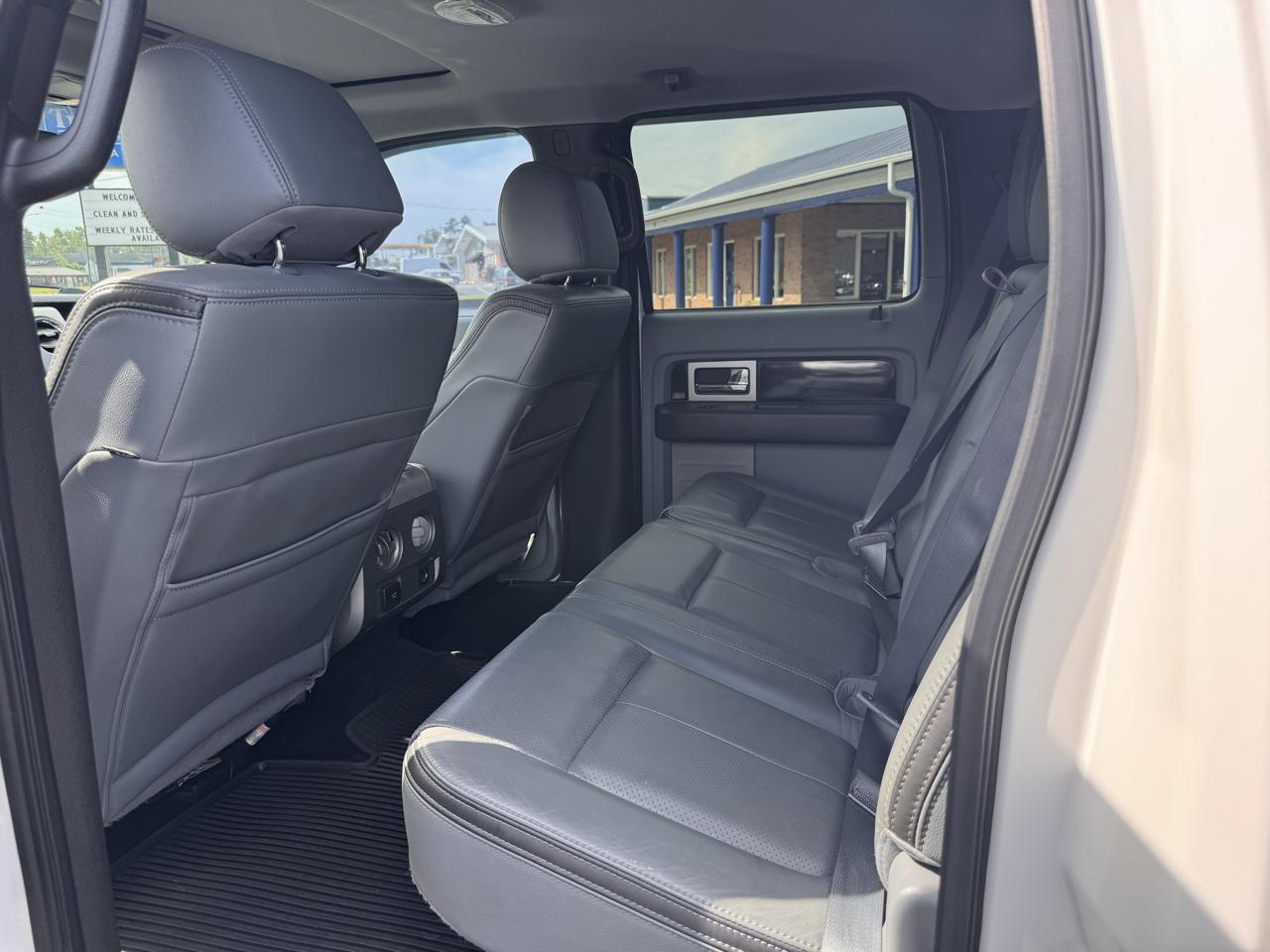 Ford F-150 4WD SuperCrew 145" Platinum 2012