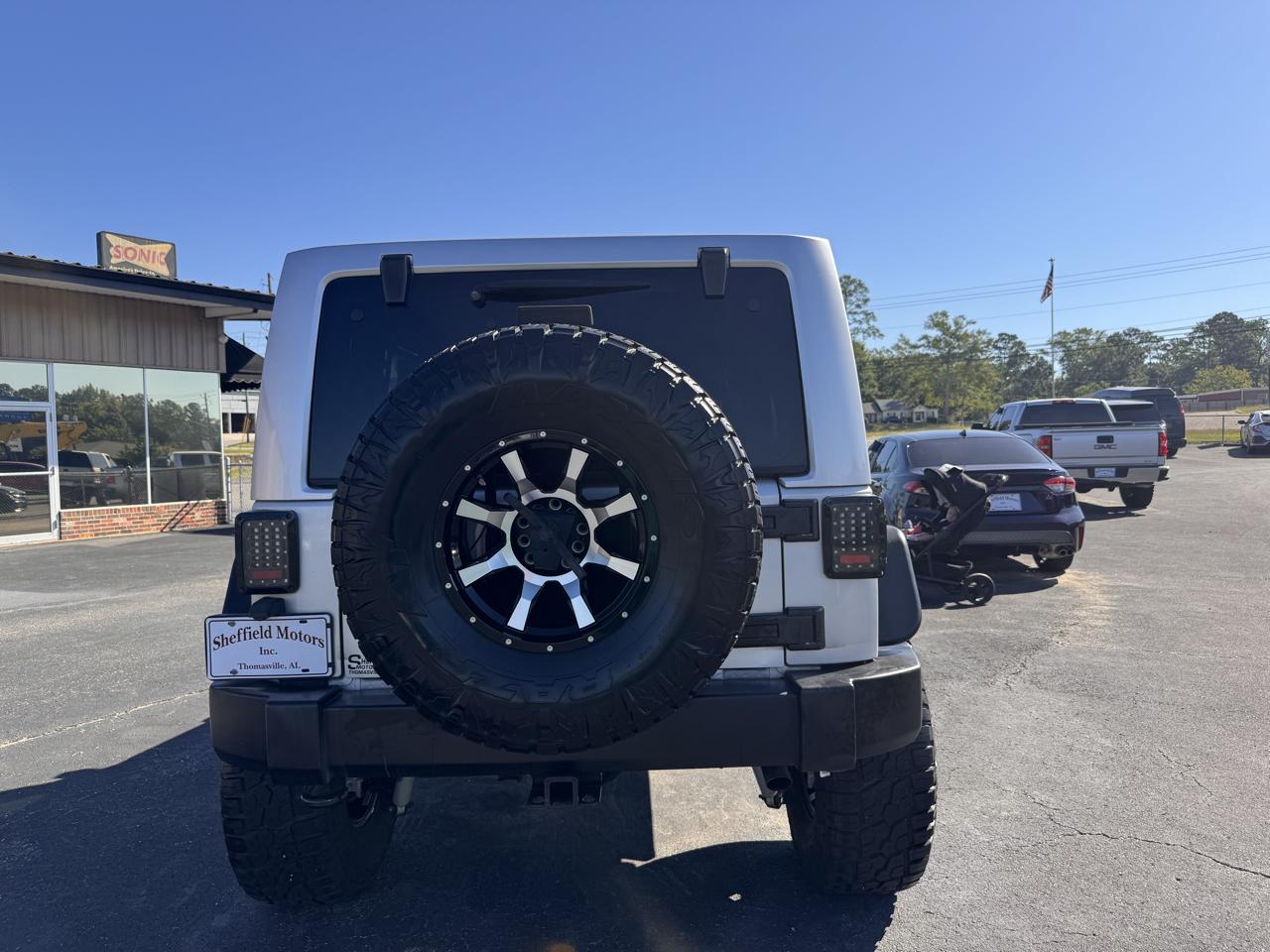 Jeep Wrangler Unlimited 4WD 4dr Rubicon 2010