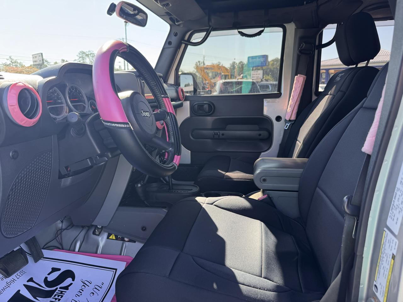 Jeep Wrangler Unlimited 4WD 4dr Rubicon 2010