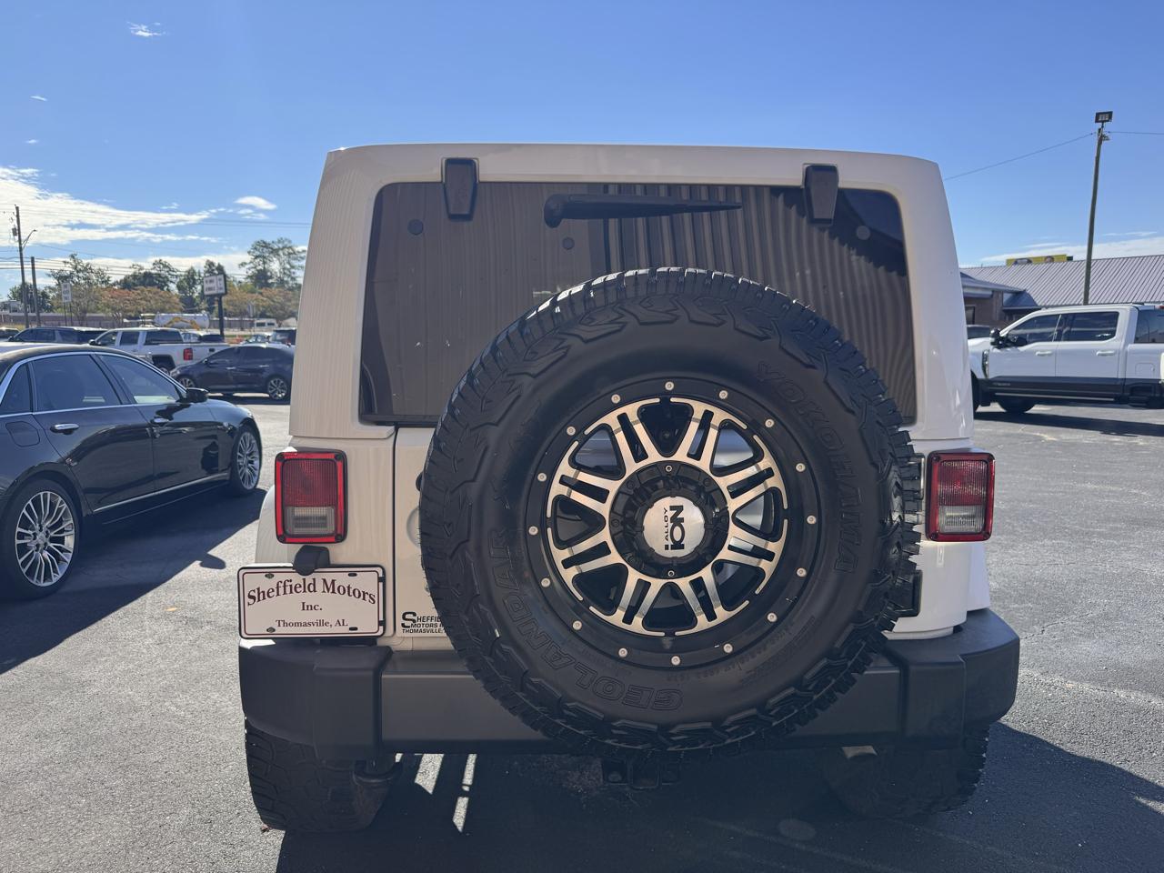 Jeep Wrangler Unlimited 4WD 4dr Sahara 2015