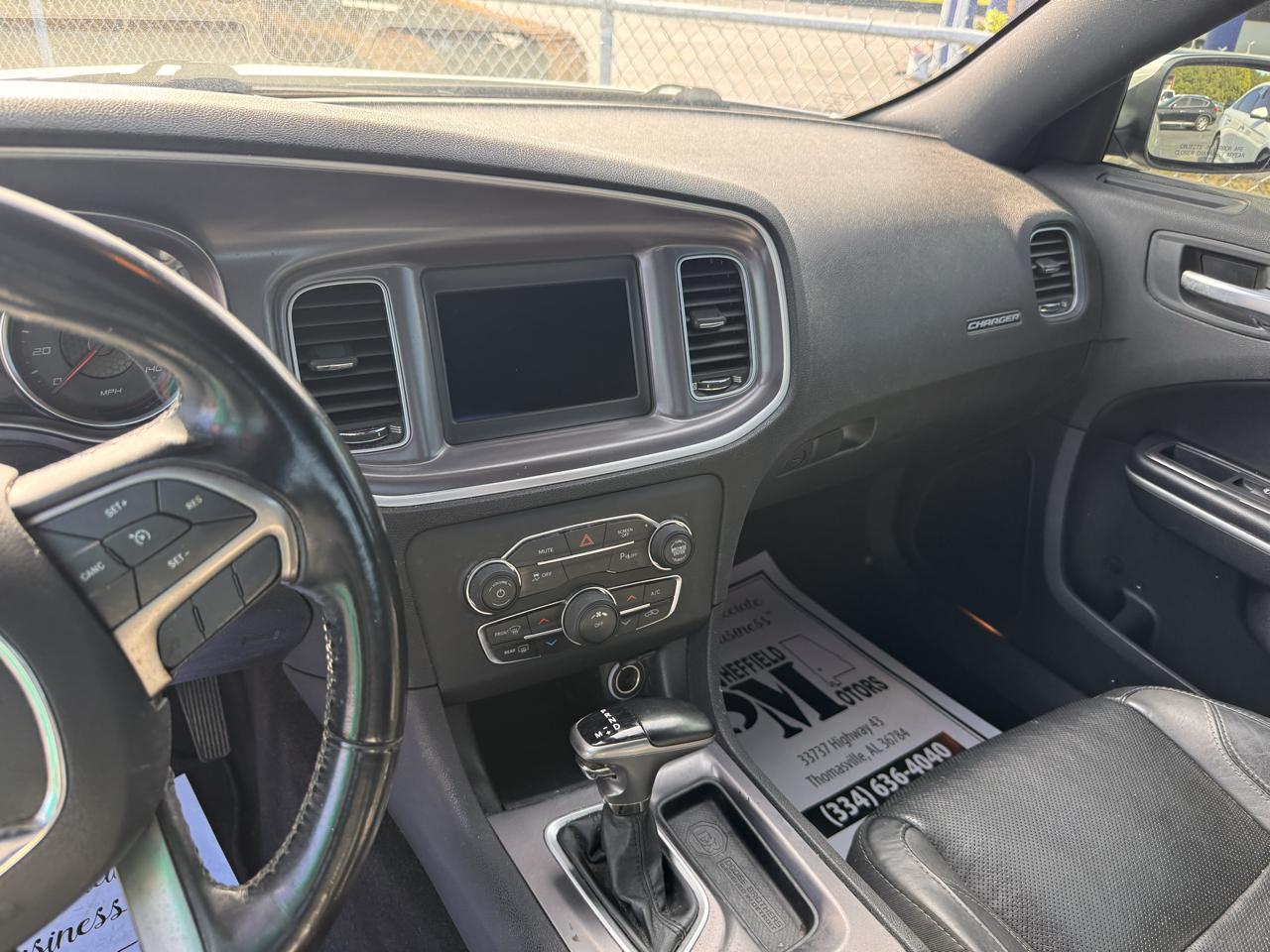 Dodge Charger SXT RWD 2019