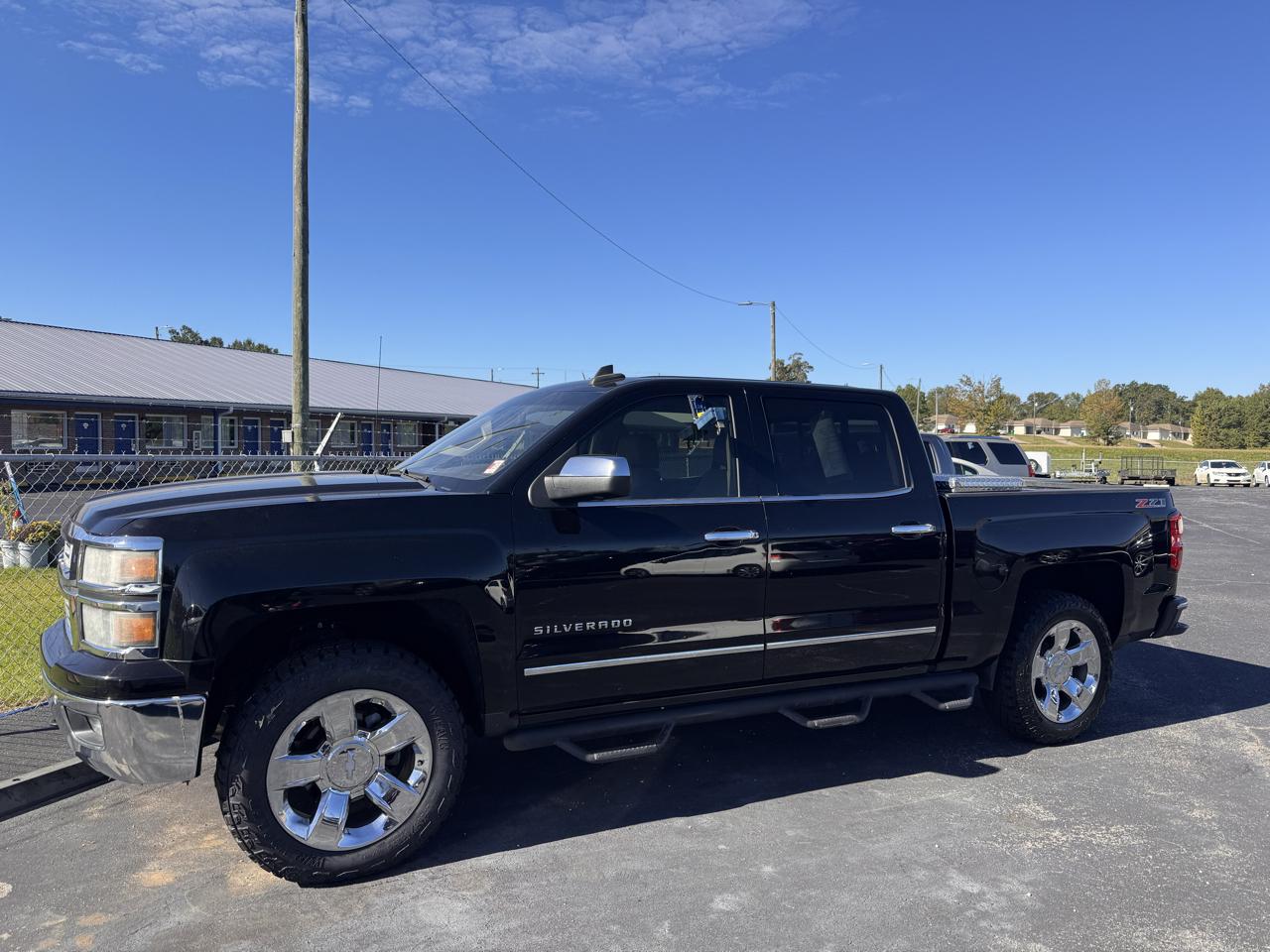 2015 Chevrolet Silverado 1500 4WD Crew Cab 143.5" LTZ w/2LZ