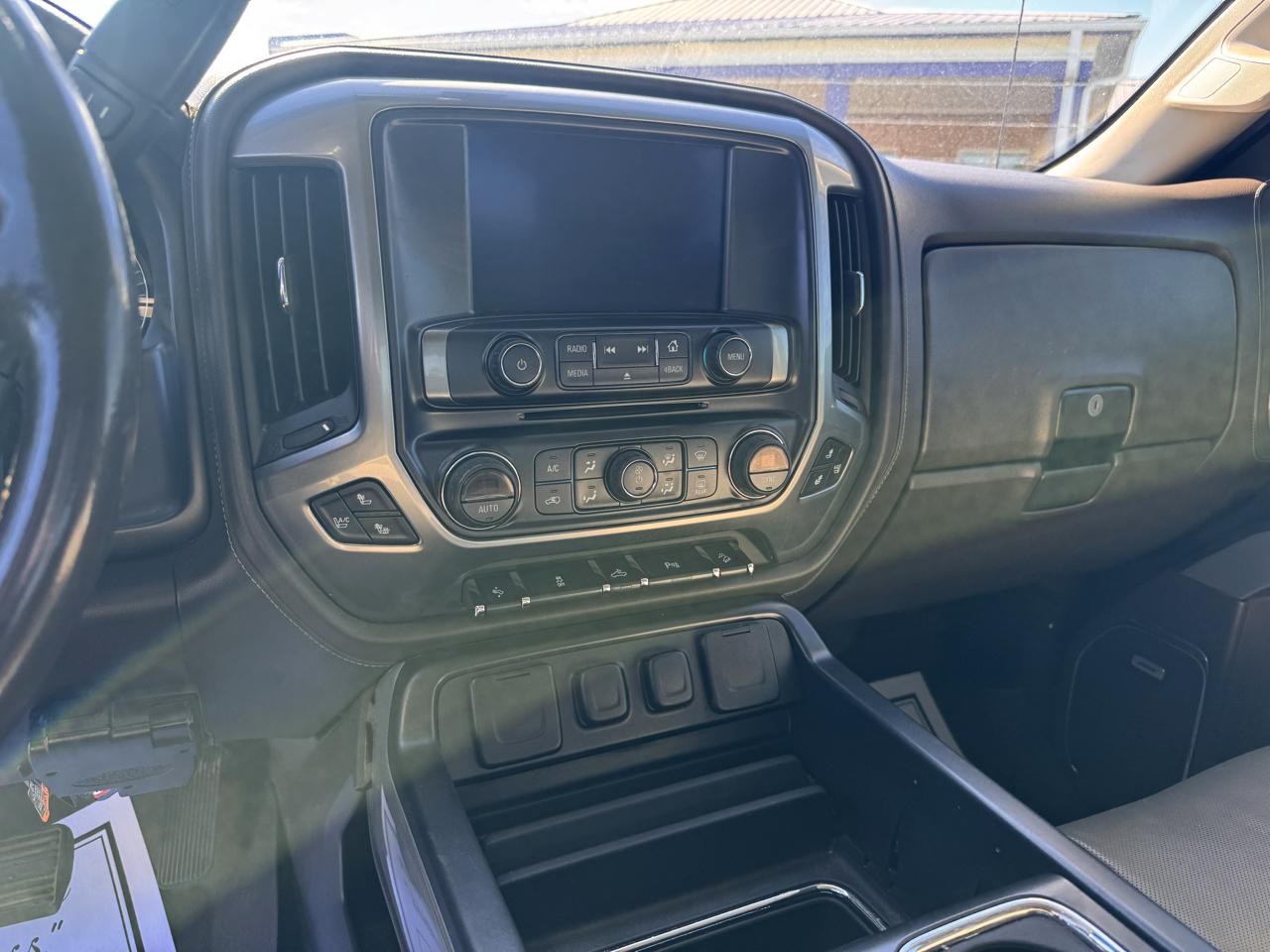Chevrolet Silverado 1500 4WD Crew Cab 143.5" LTZ w/2LZ 2015