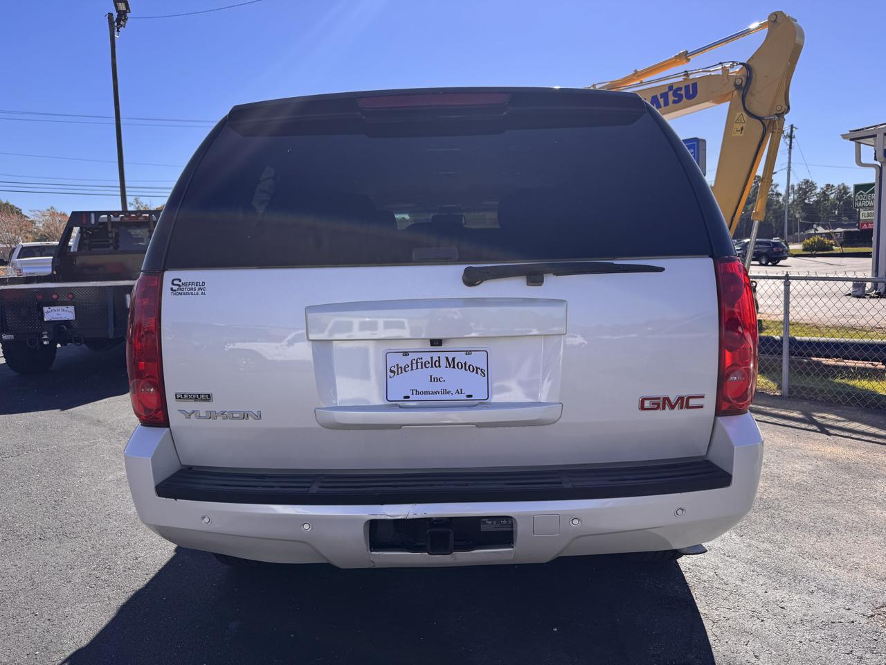 GMC Yukon 2WD 4dr 1500 SLT 2012