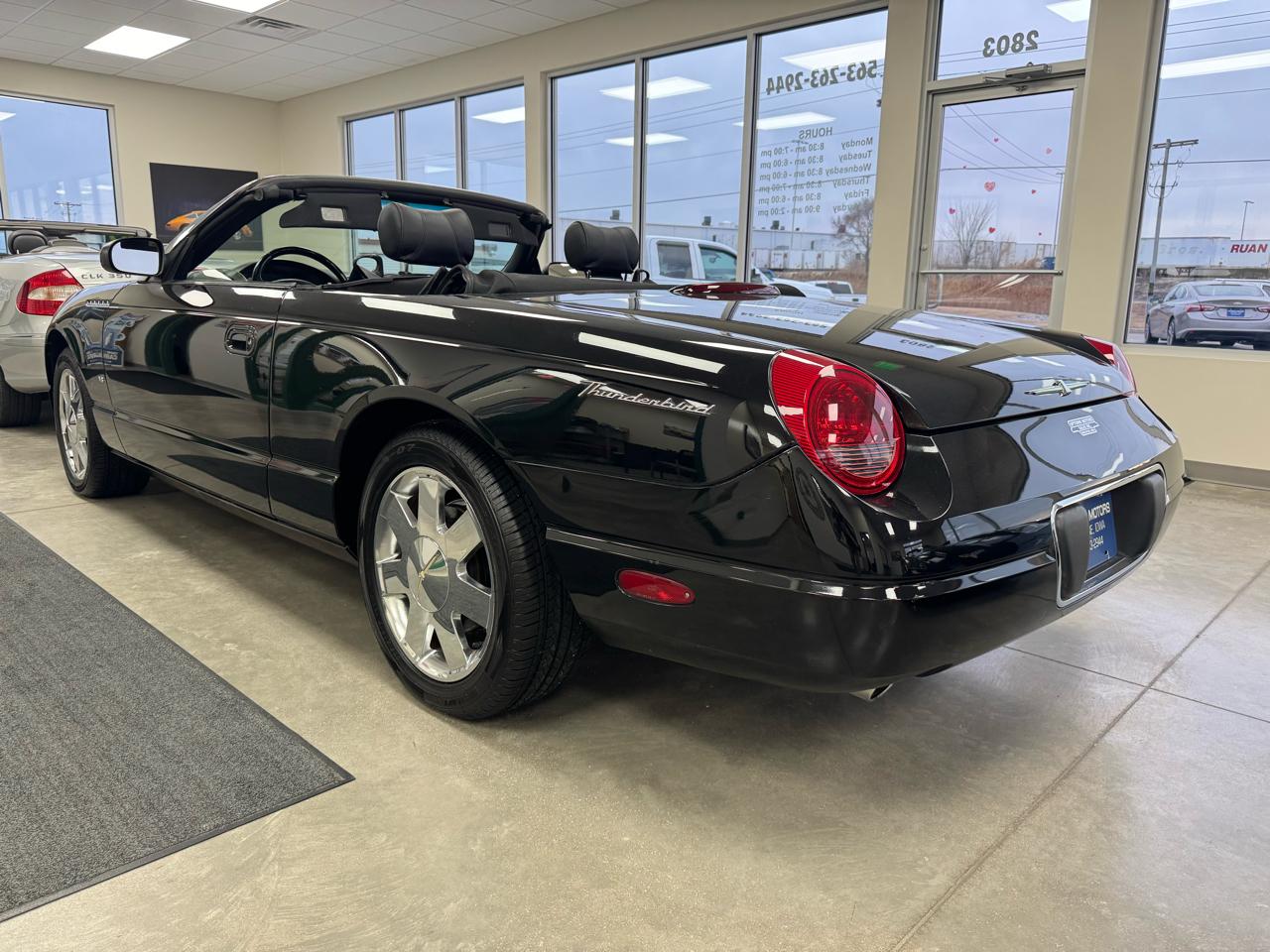 Ford Thunderbird  2003