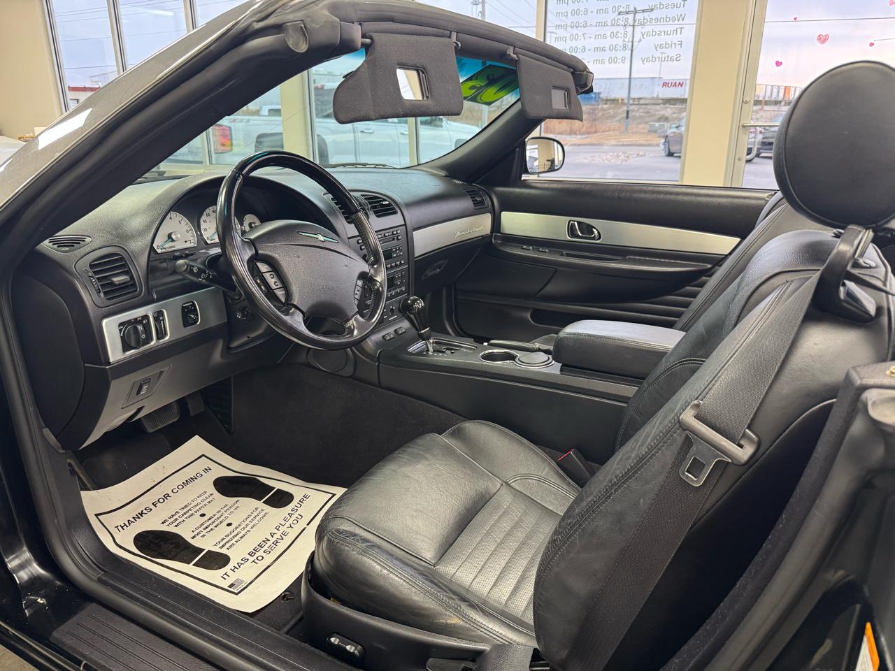 Ford Thunderbird  2003