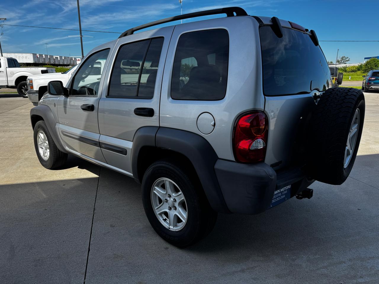 Jeep Liberty 4dr Sport 4WD 2004