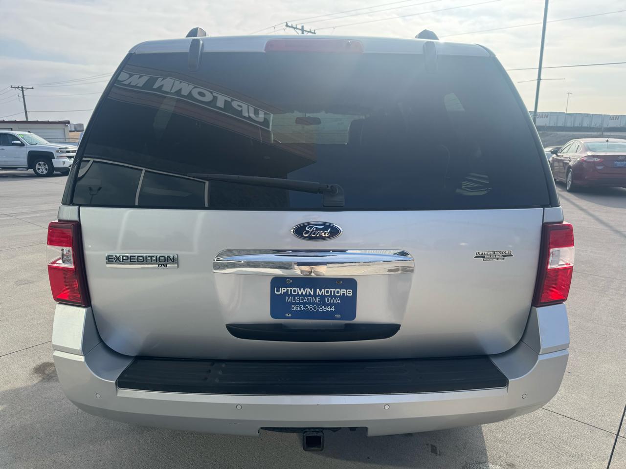 Ford Expedition 4WD 4dr King Ranch 2011