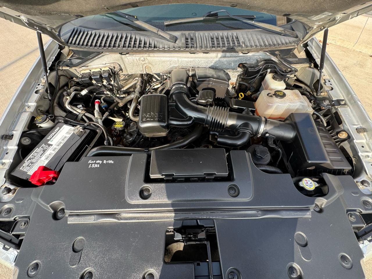 Ford Expedition 4WD 4dr King Ranch 2011