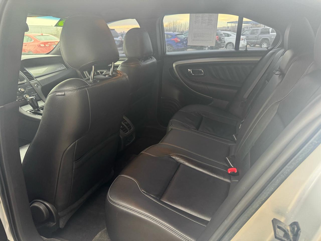 Ford Taurus SEL FWD 2018