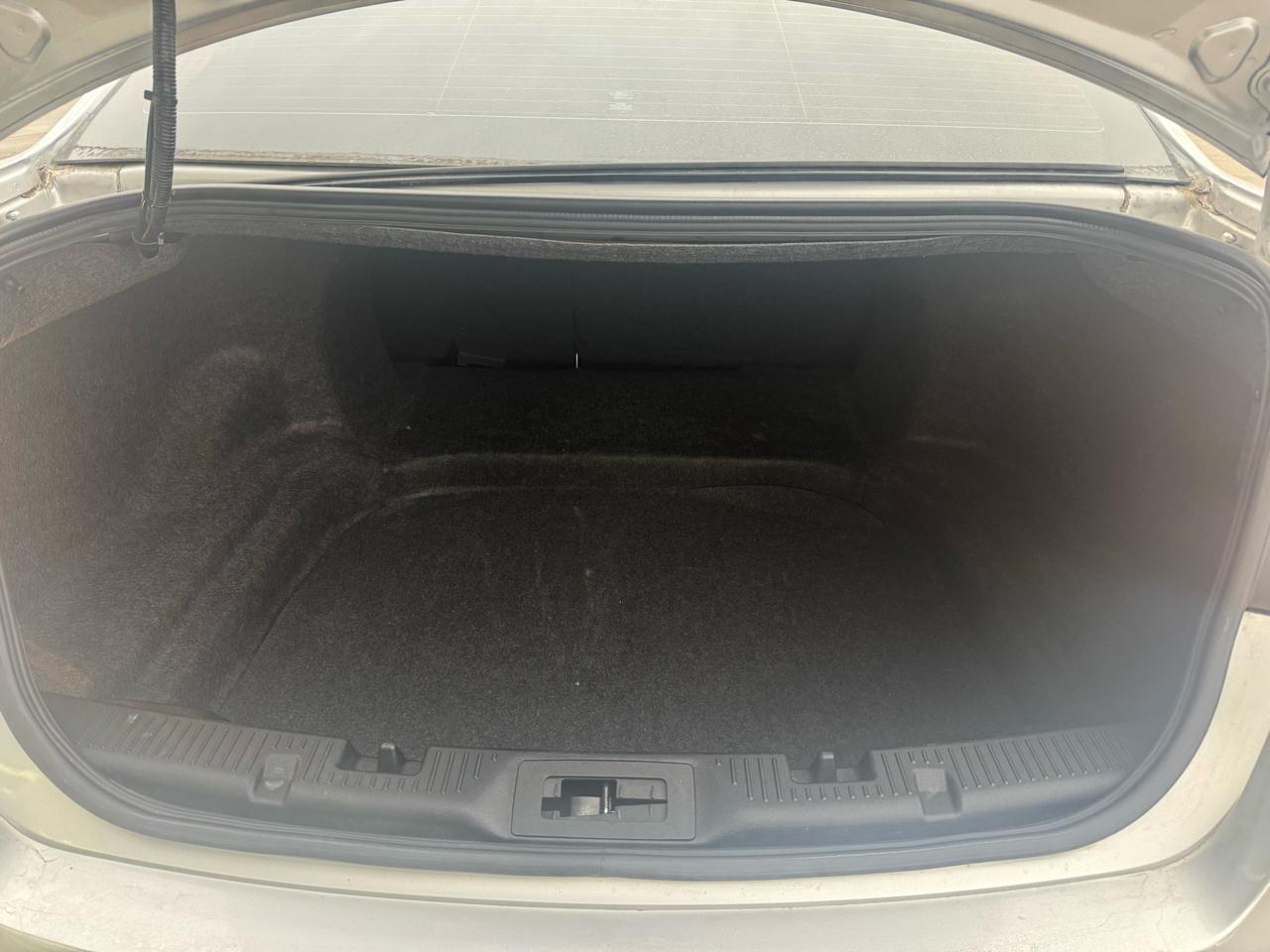 Ford Taurus SEL FWD 2018