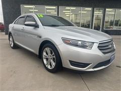 2018 Ford Taurus 