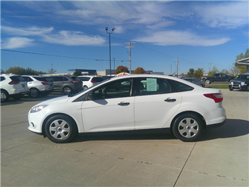 2013 Ford Focus 4dr Sdn S