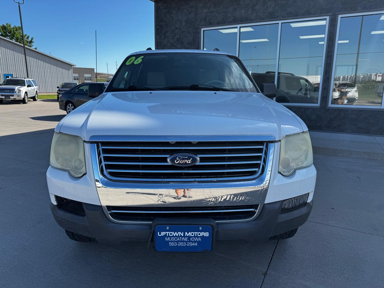 Ford Explorer 4dr 114" WB 4.6L XLT 4WD 2006
