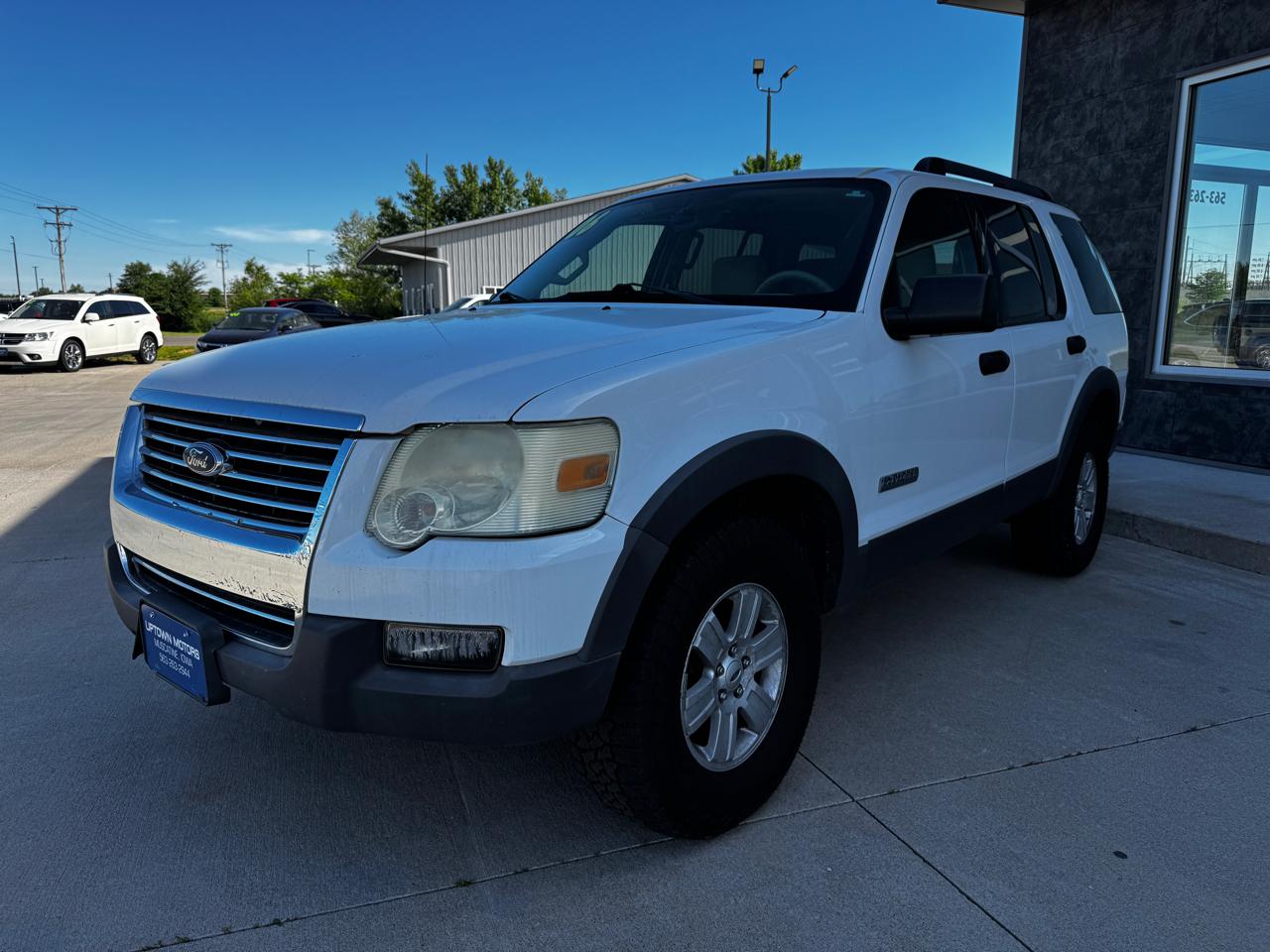 Ford Explorer 4dr 114" WB 4.6L XLT 4WD 2006