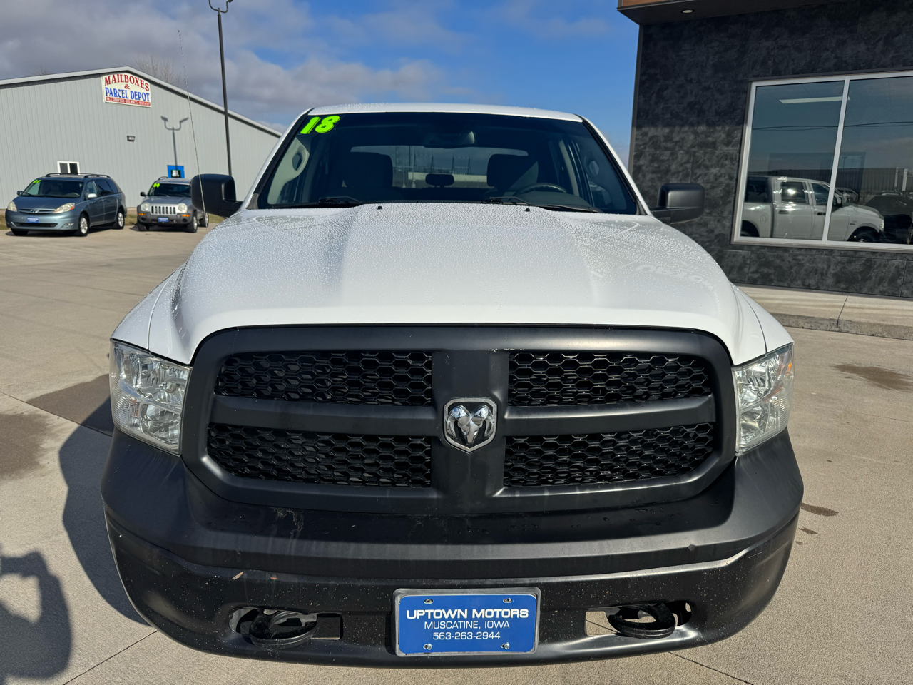 RAM 1500 Tradesman 4x4 Crew Cab 5'7" Box 2018