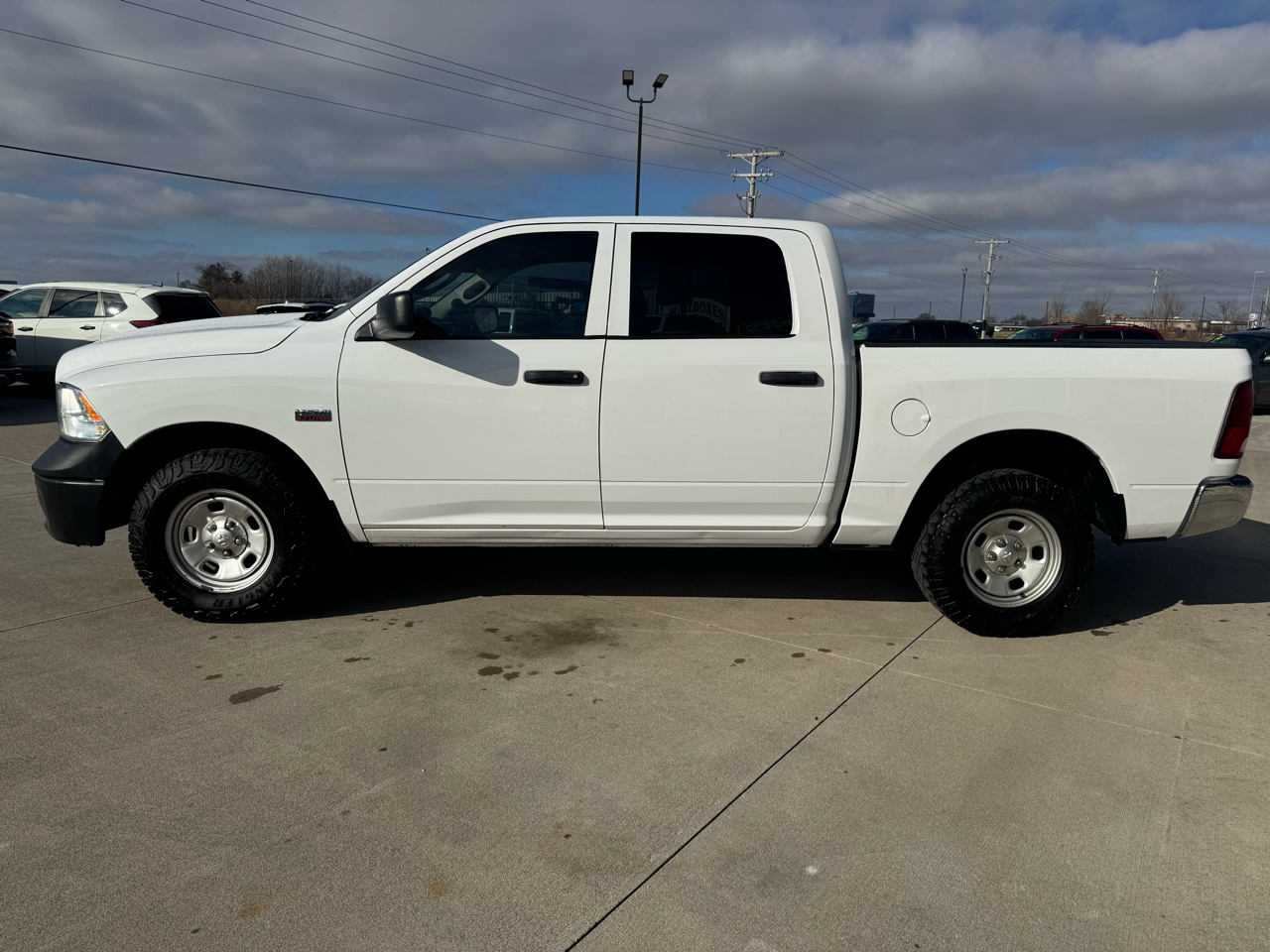 RAM 1500 Tradesman 4x4 Crew Cab 5'7" Box 2018